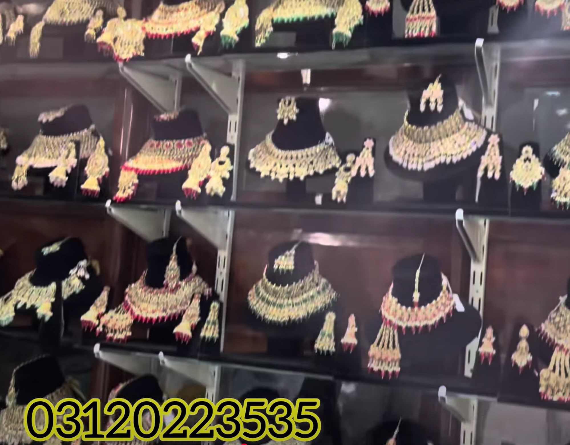 Bolten Market Ki Beautiful Jewellery Collection | Latest Jewellery Bolten Market Ki Beautiful Jewellery Collection | Latest Jewellery